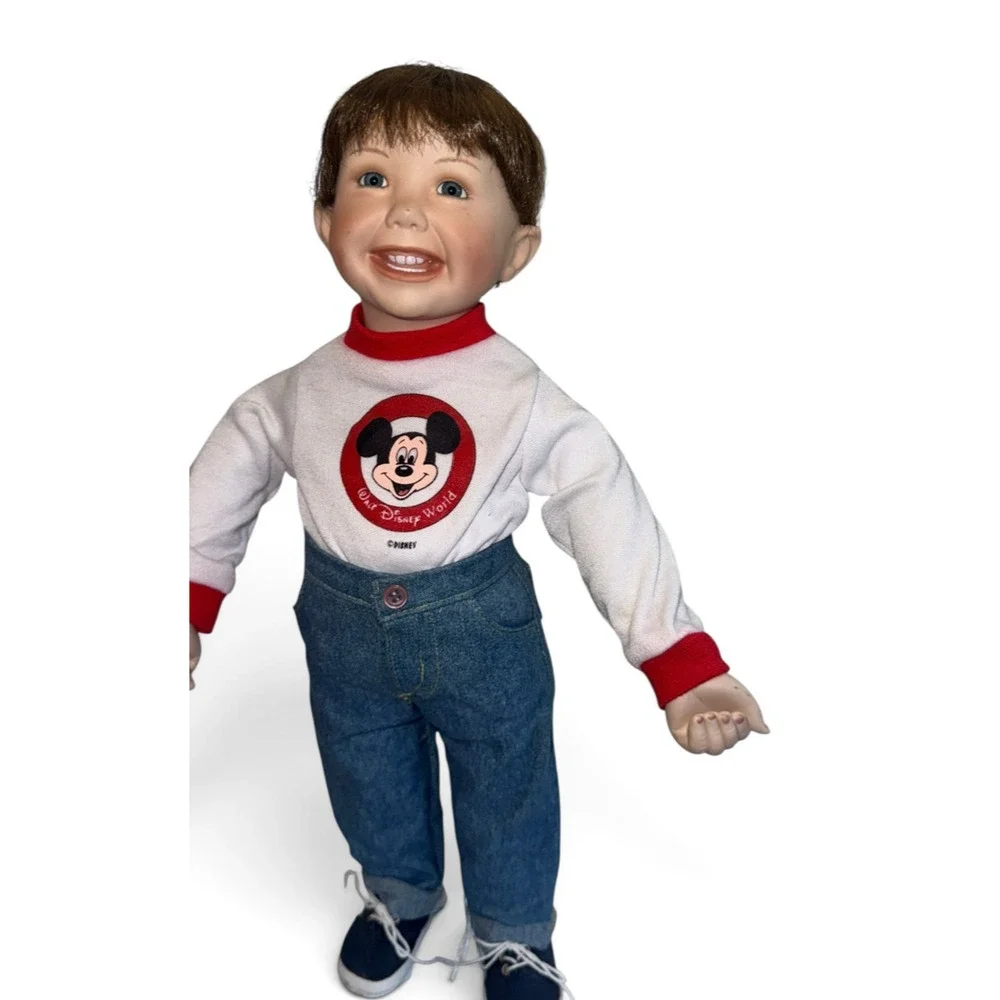 Vintage Disney Ashton Drake Walt Disney World Boy Girl Dolls Titus Tomescu 16